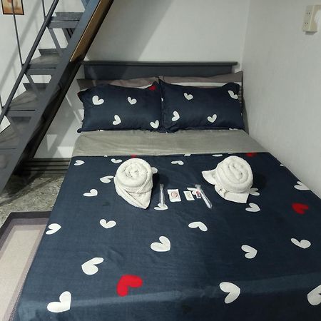 Bed and Breakfast Sarah'S Garden Bnb & Spa Clarin  Exterior foto
